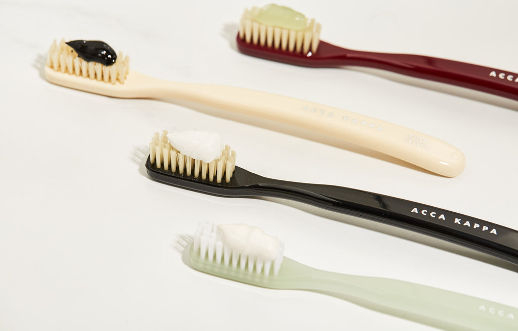 Toothbrushes – Which One Is Right For You?
